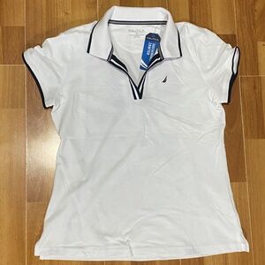 NAUTICA Women's Spilt Neck Polo Top Size Medium